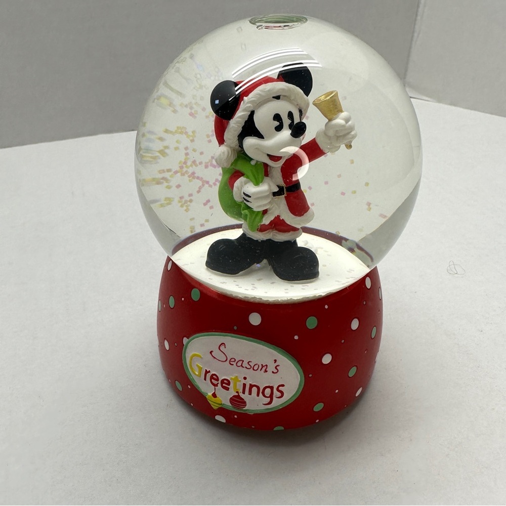 Mickey Mouse Holiday Snow Globe - Picture 7 of 8